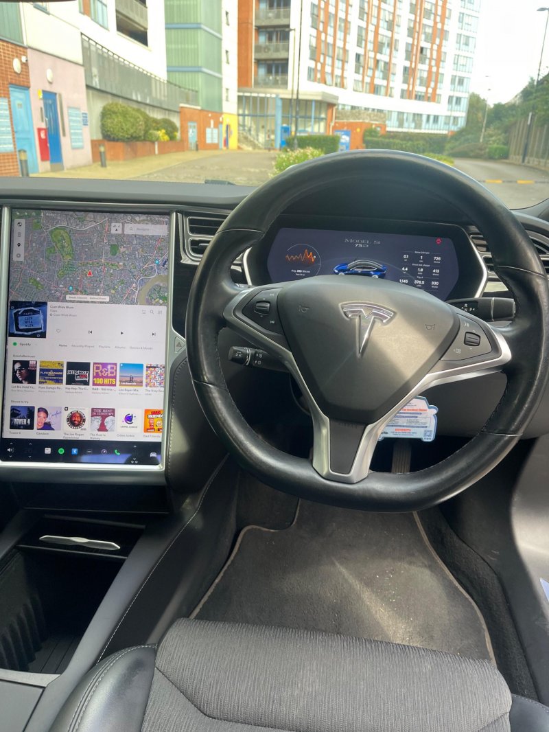 TESLA MODEL S