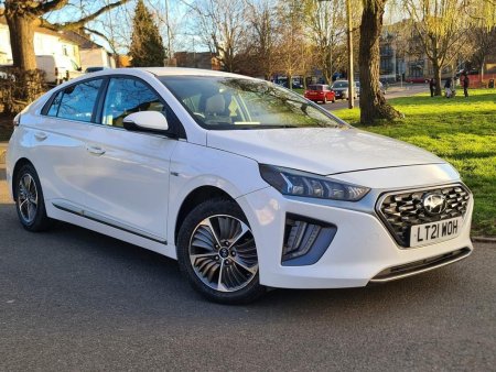 HYUNDAI IONIQ 1.6 h-GDi 8.9kWh Premium DCT Euro 6 (s/s) 5dr