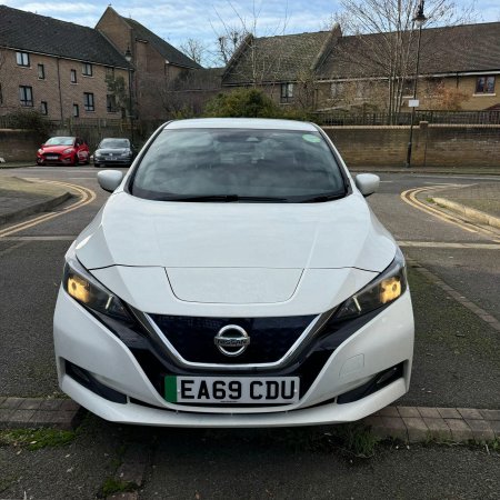 NISSAN LEAF 40kWh Acenta Auto 5dr