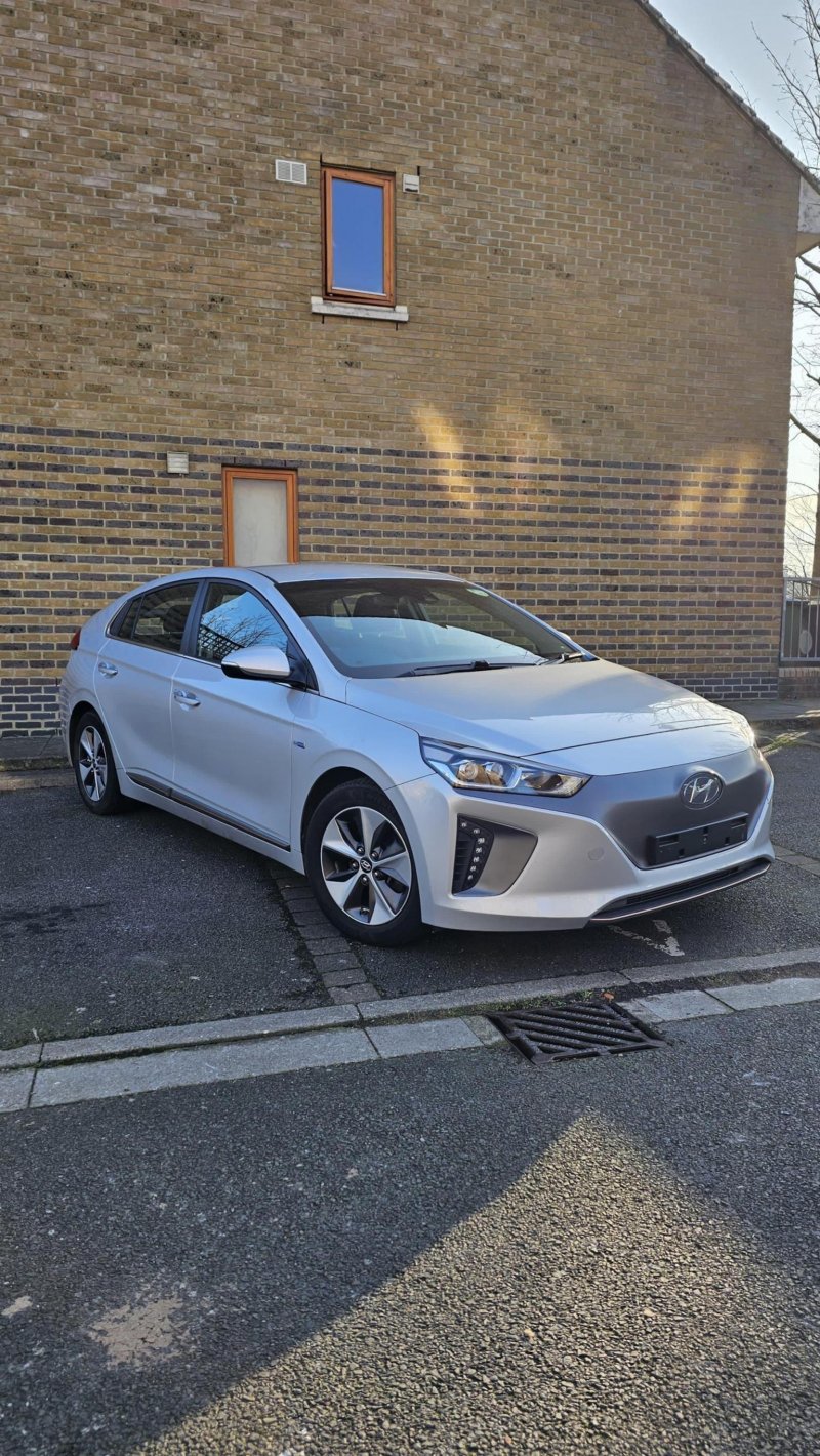 HYUNDAI IONIQ